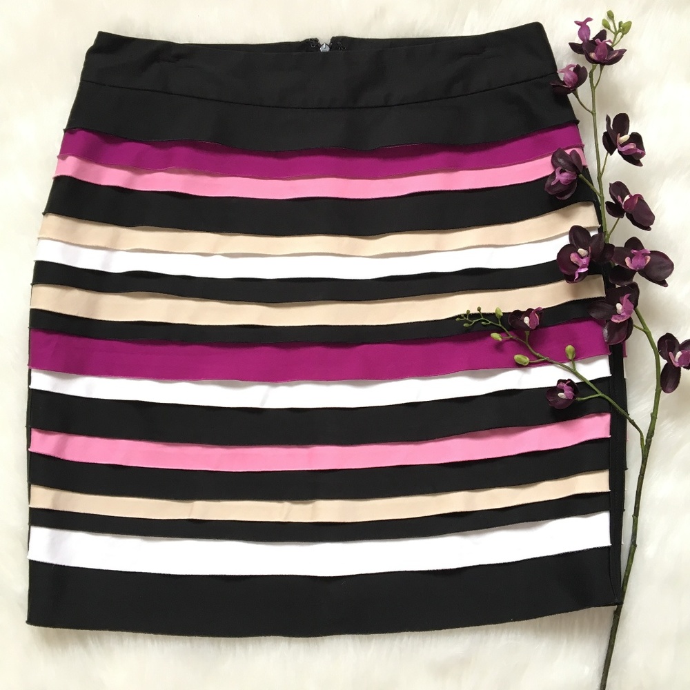 WHBM Layered Ruffle Pencil Skirt Size 8